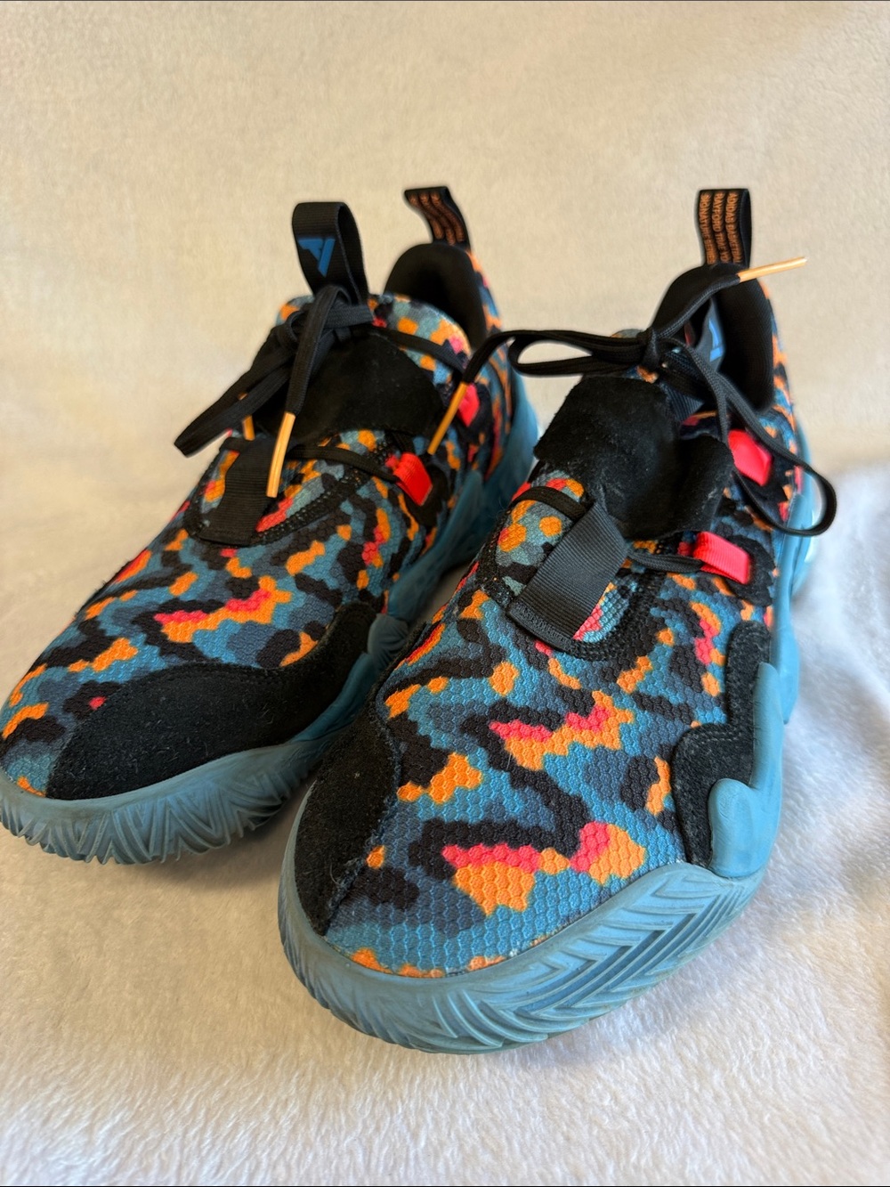 Mens Adidas basketball shoes Rayford Trae Young